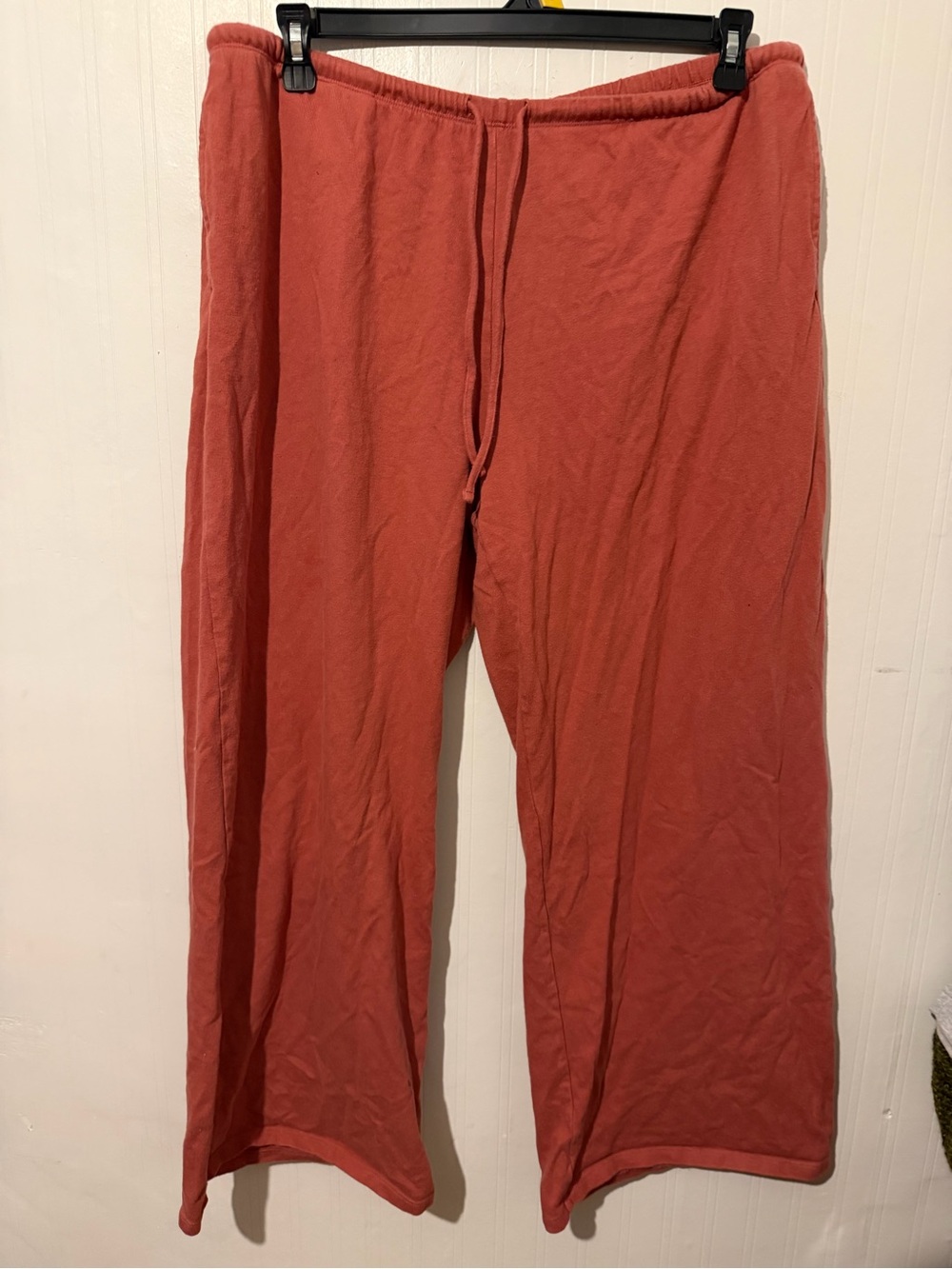 American Eagle Women’s Relaxed Drawstring Pants - Rust XL